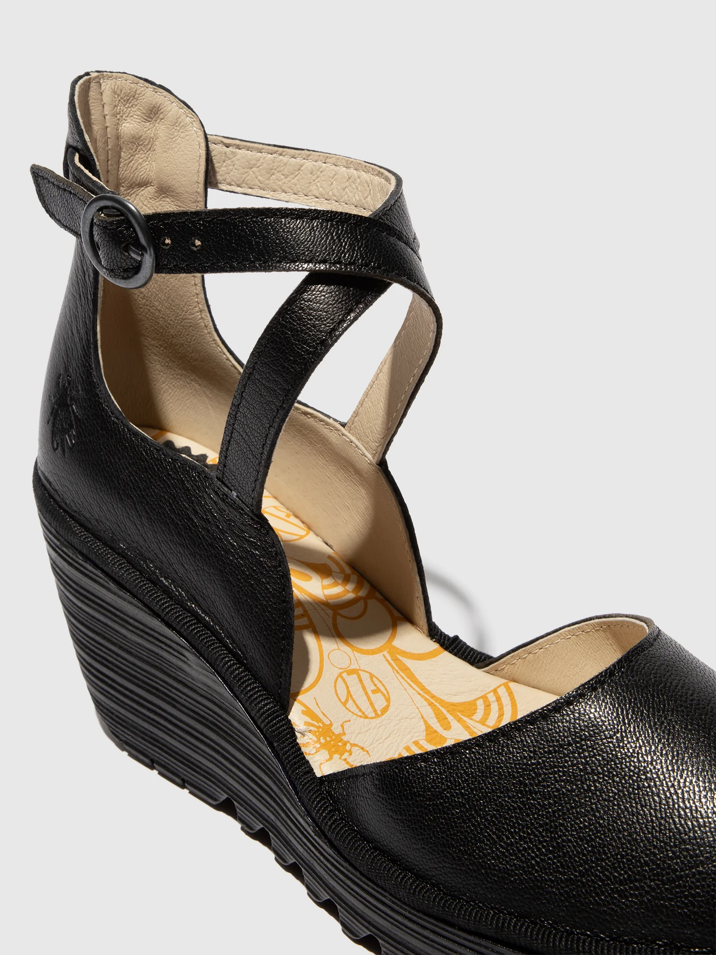 Buckle Sandals YESS476FLY BLACK - Image 4