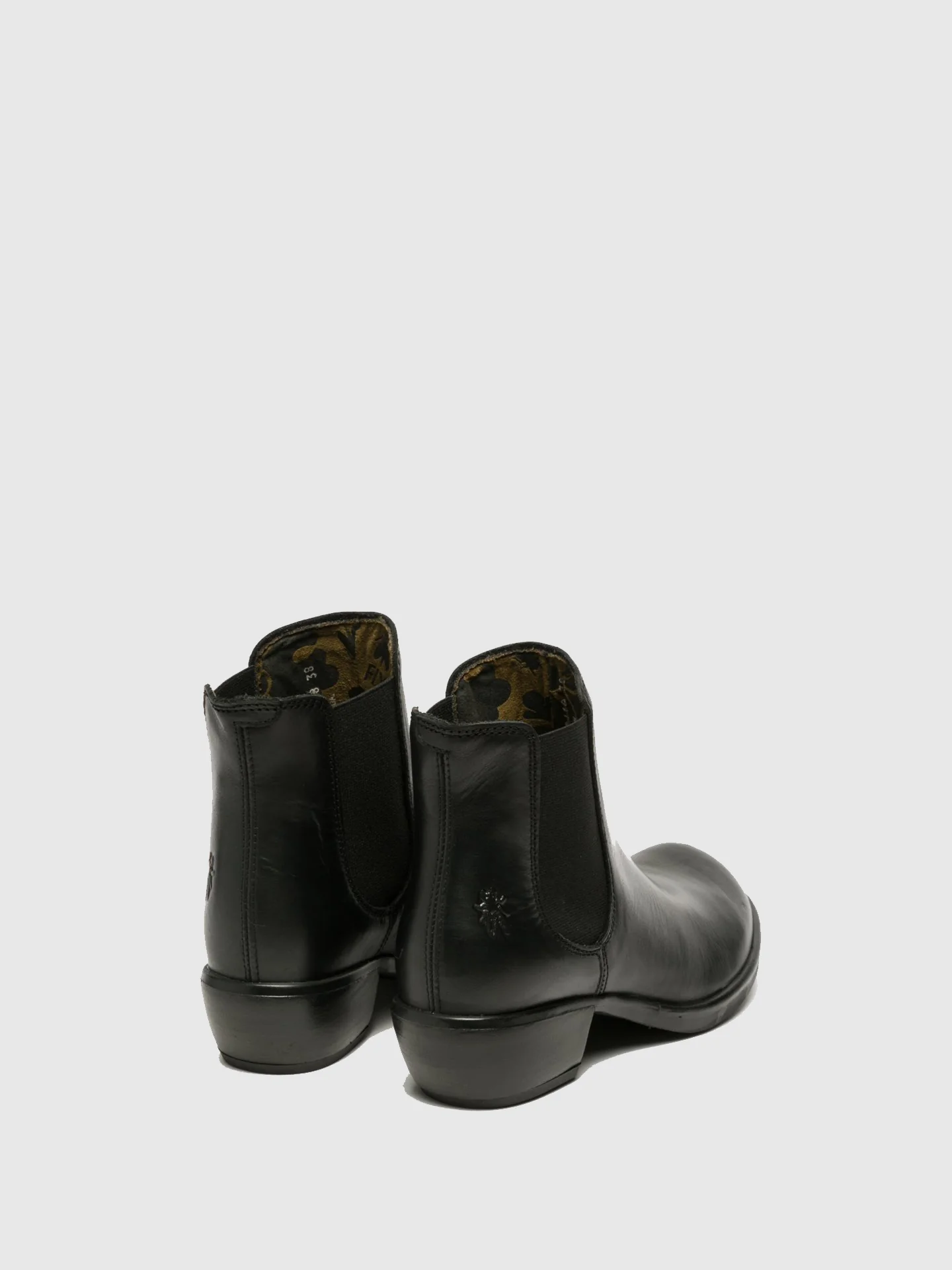 Chelsea Ankle Boots MAKE BLACK - Image 3