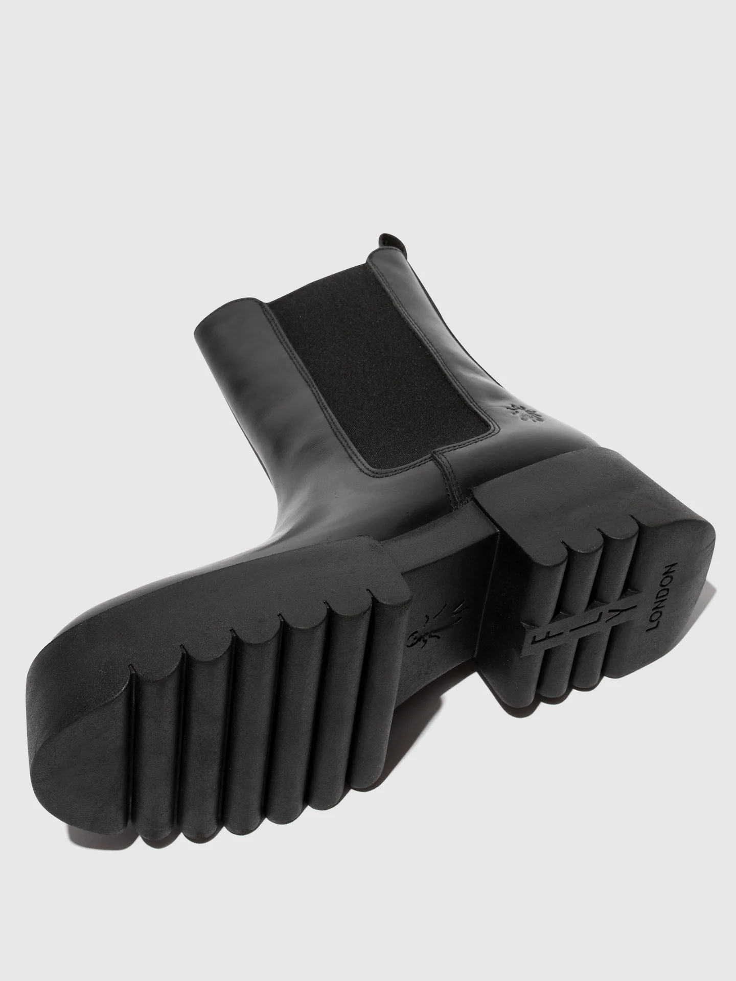 Chelsea Boots EREL007FLY BLACK - Image 4