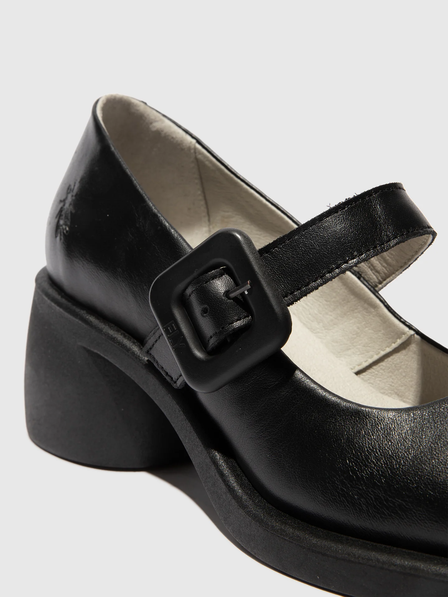Mary Jane Shoes HUVI044FLY BLACK - Image 4
