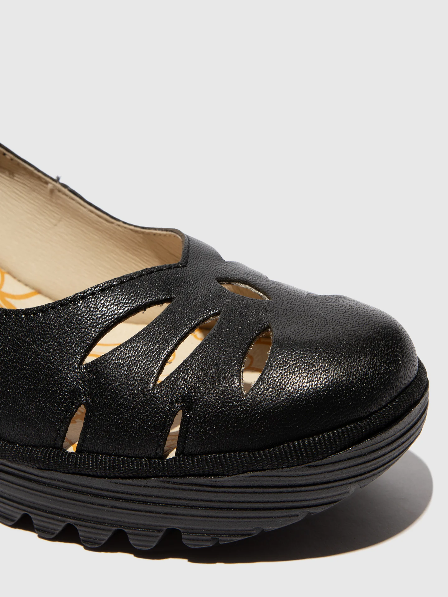 Slip-on Shoes YUBI480FLY BLACK - Image 4