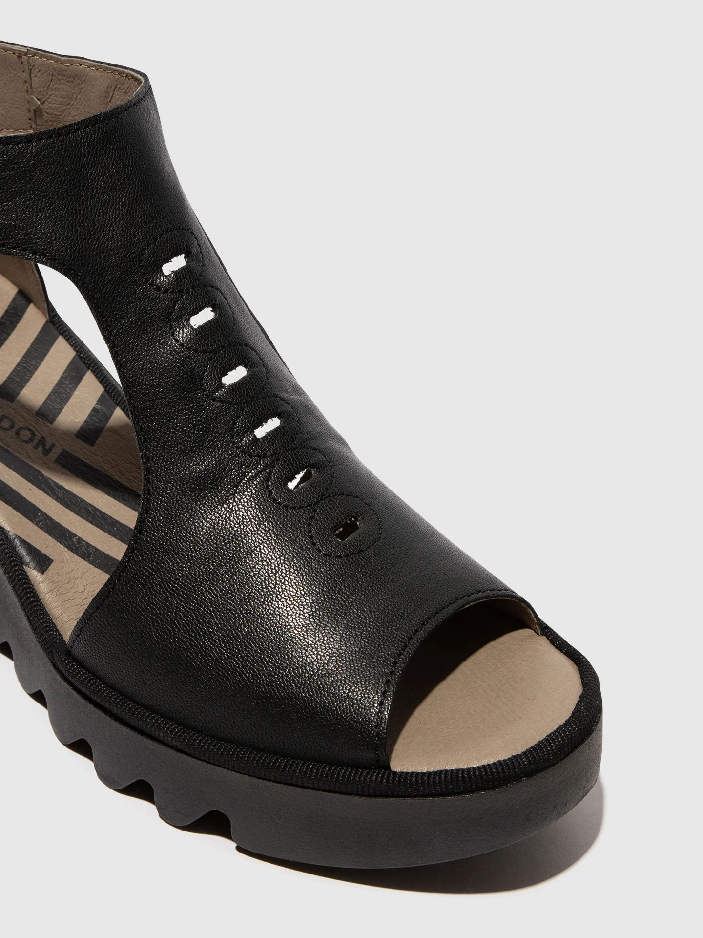 T-Strap Sandals BEZO306FLY BLACK - Image 4