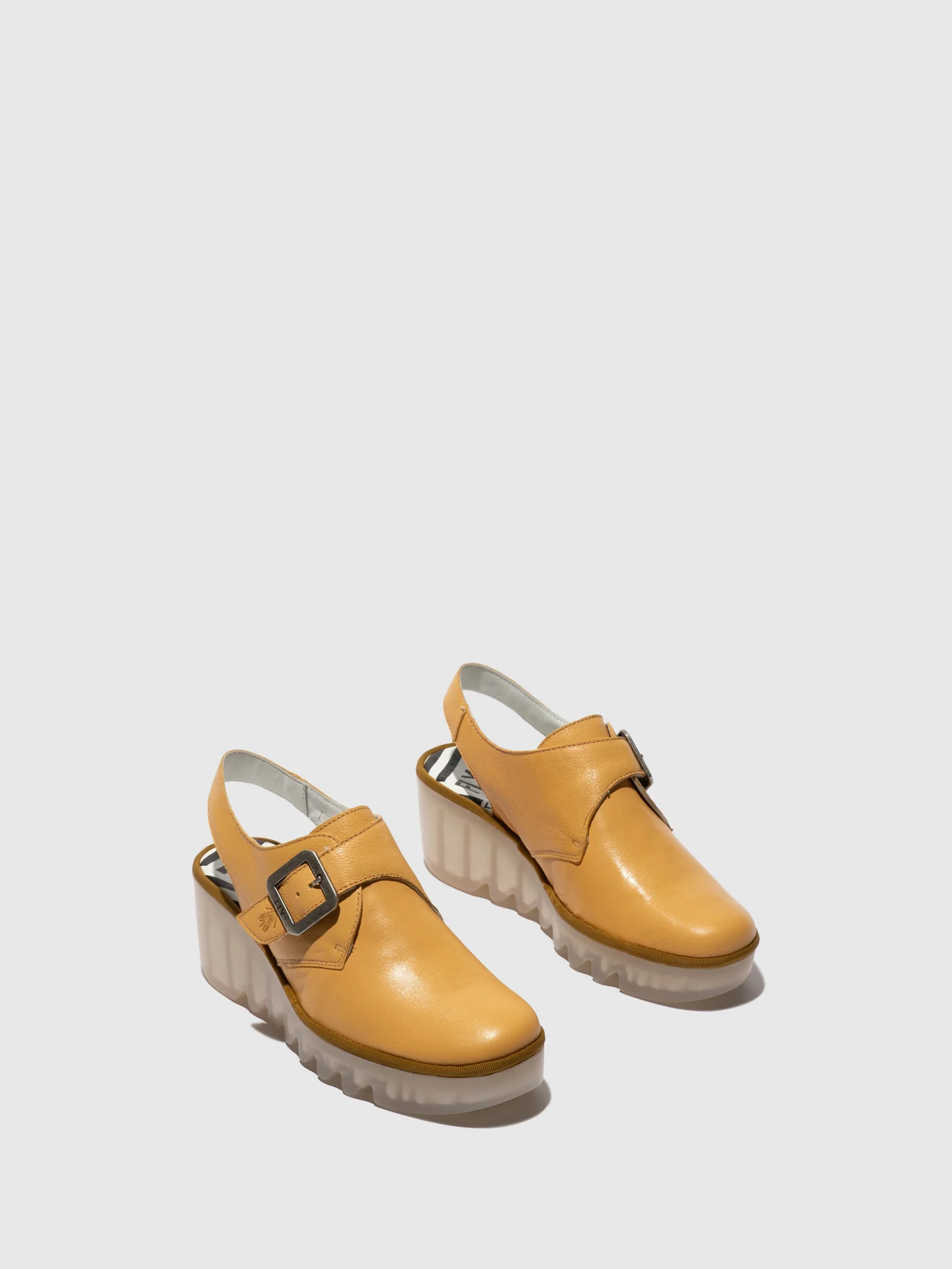 Round Toe Clogs BARY565FLY BUMBLEBEE - Image 2