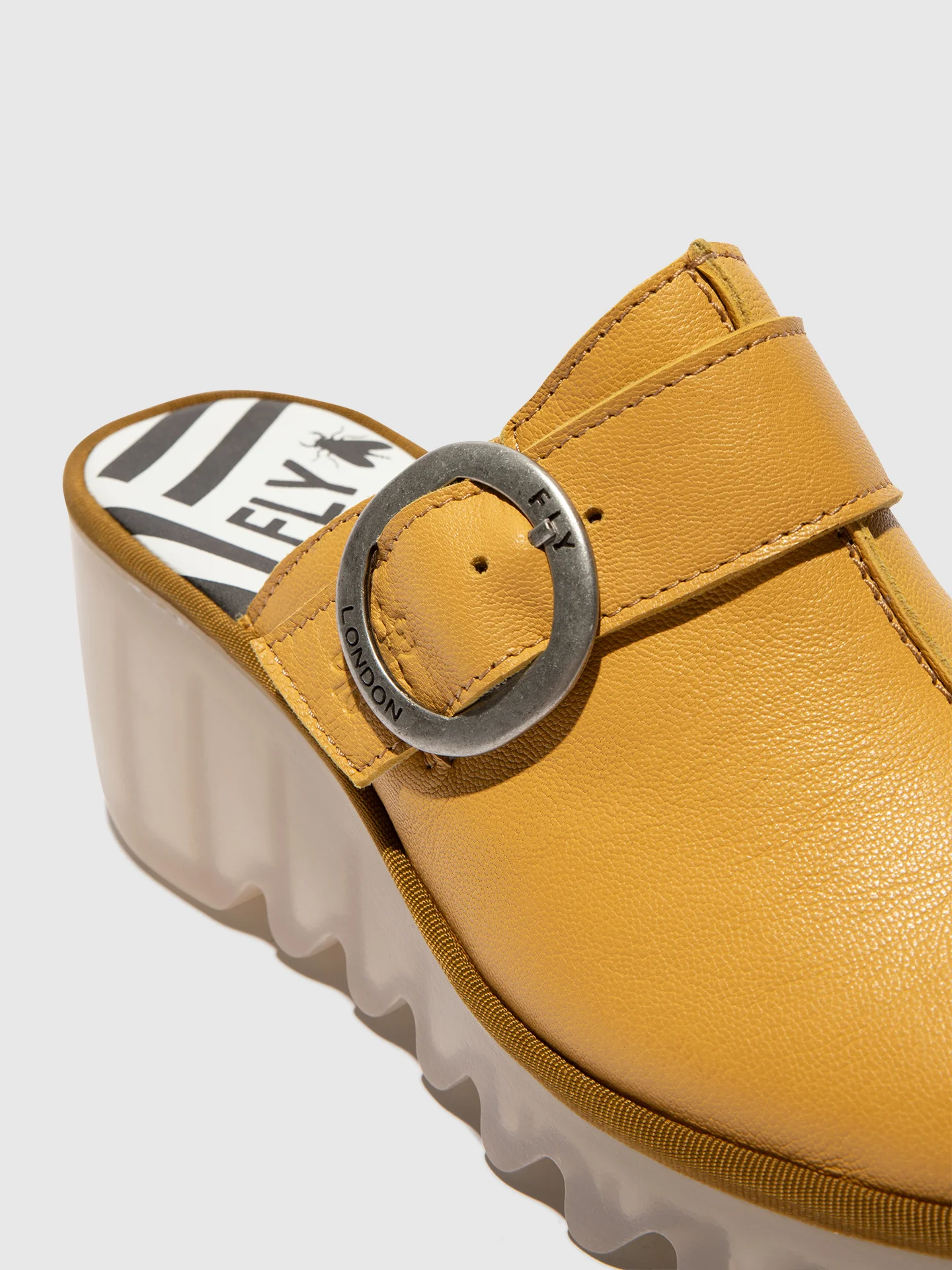 Round Toe Clogs BLOK586FLY BUMBLEBEE - Image 4