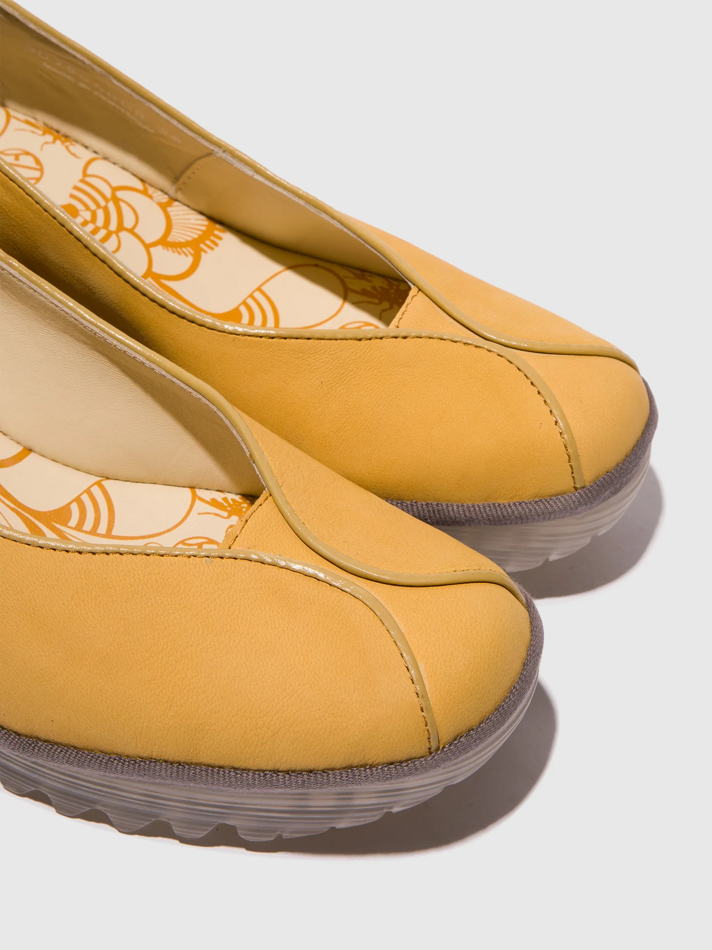 Slip-on Shoes YEIF566FLY BUMBLEBEE - Image 4