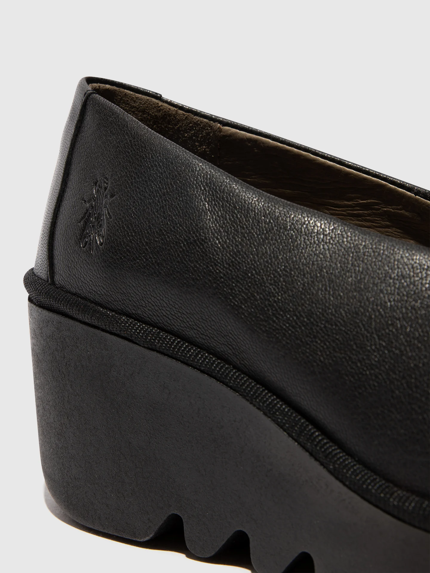 Slip-on Shoes BESO246FLY CERALIN BLACK - Image 4