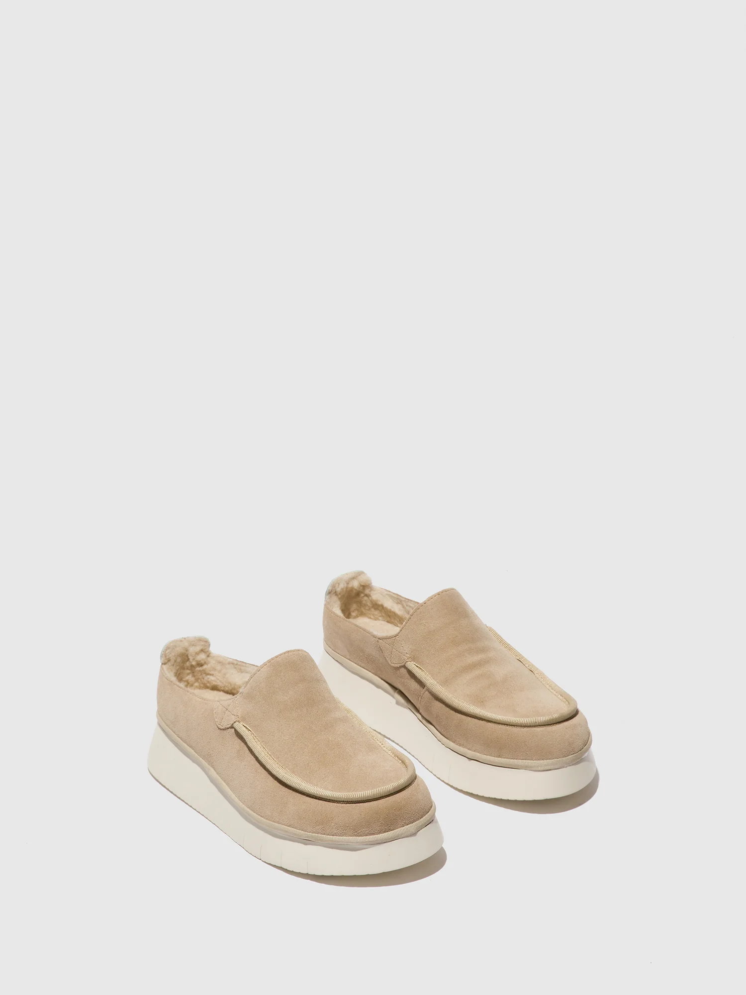 Closed Shoes CEZE361000 CREME - Image 2