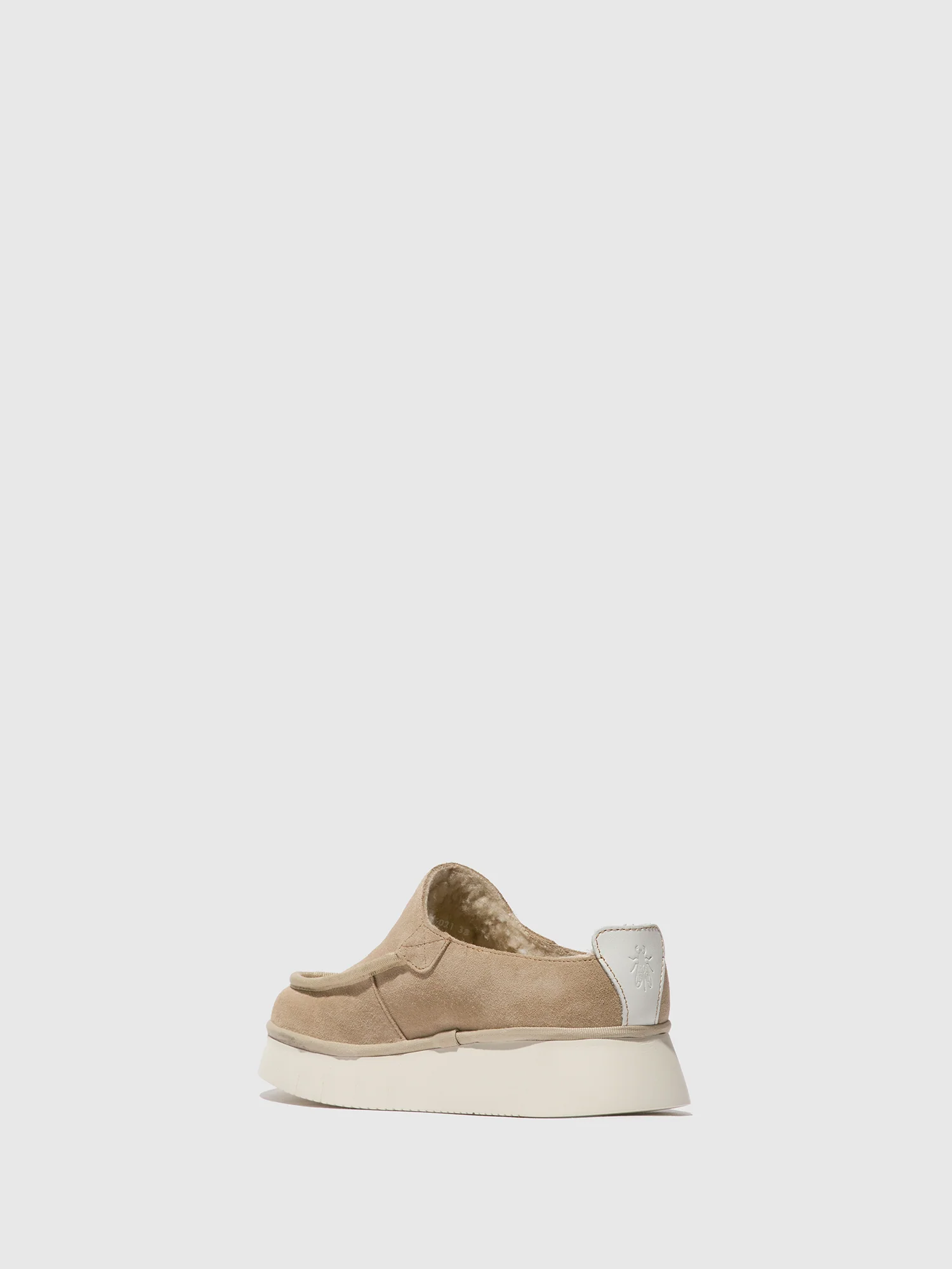 Closed Shoes CEZE361000 CREME - Image 3