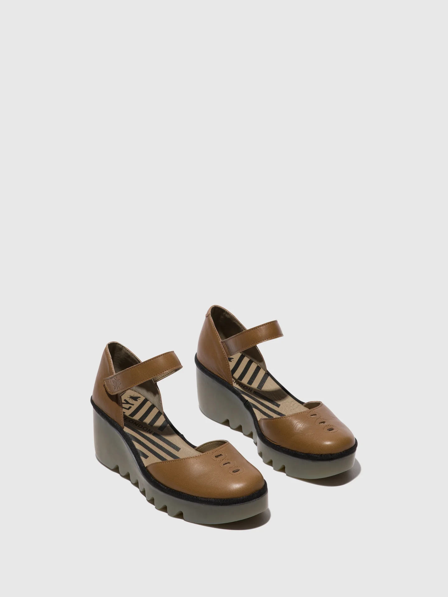Ankle Strap Sandals BISO305FLY GROUND - Image 2