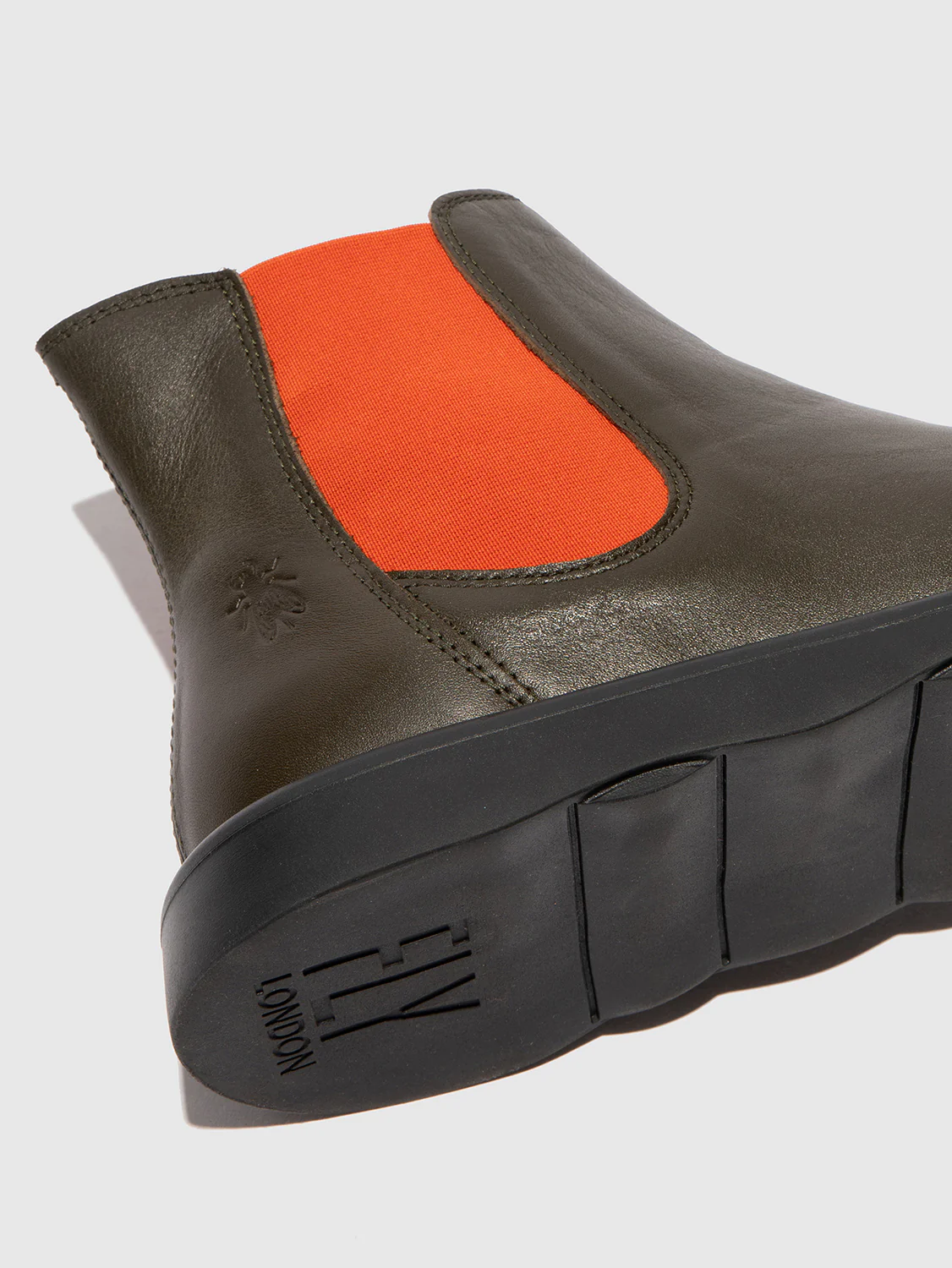Chelsea Ankle Boots TICH099FLY MILITARY - Image 4