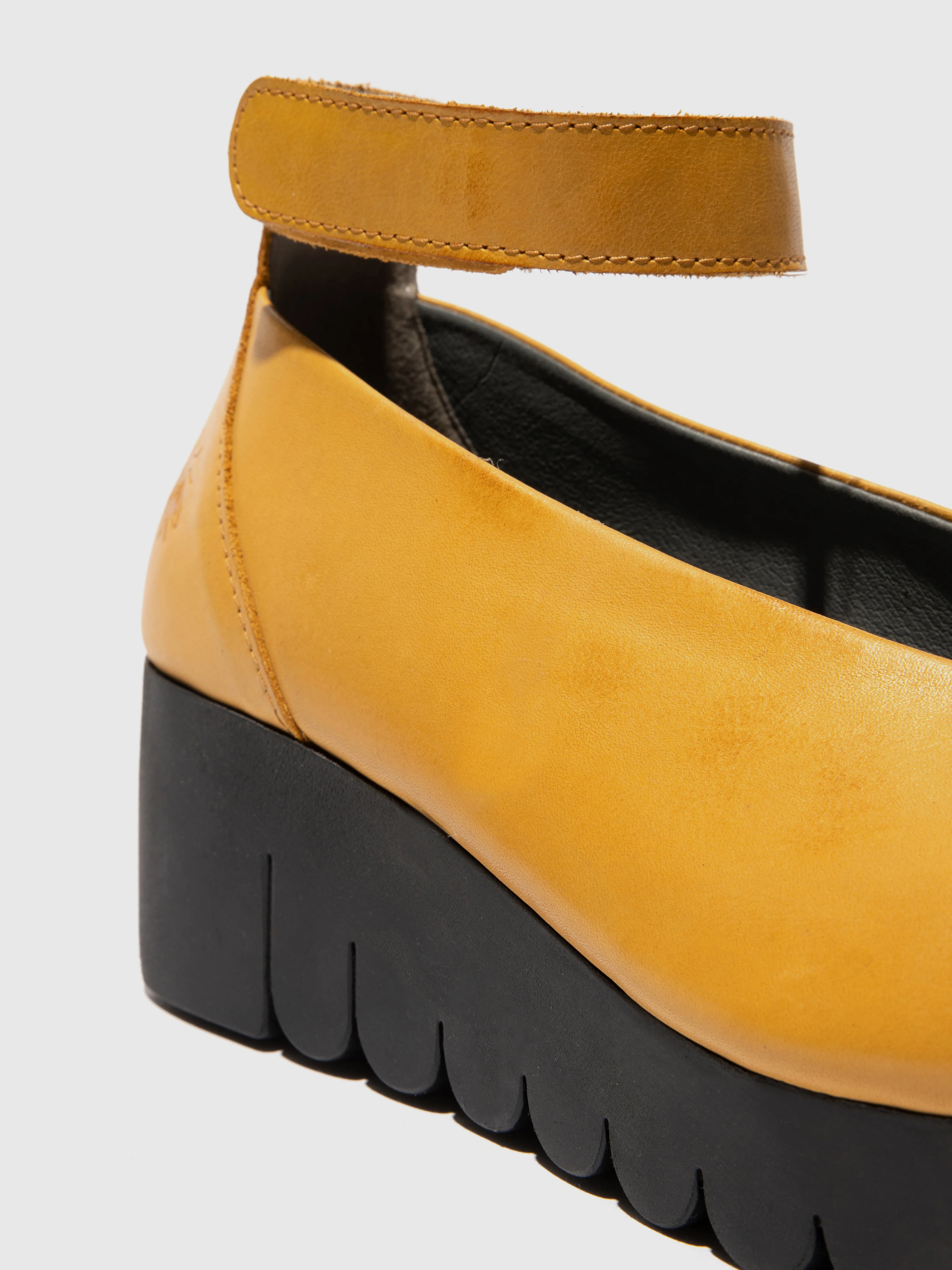 Closed Shoes VILY161FLY MUSTARD - Image 4