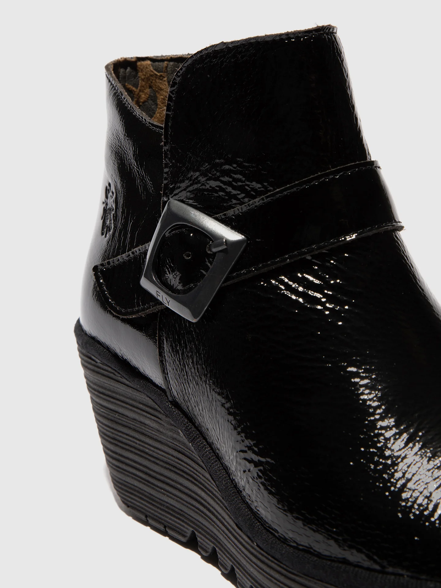 Buckle Ankle Boots YORT597FLY NAPPALAK BLACK - Image 4