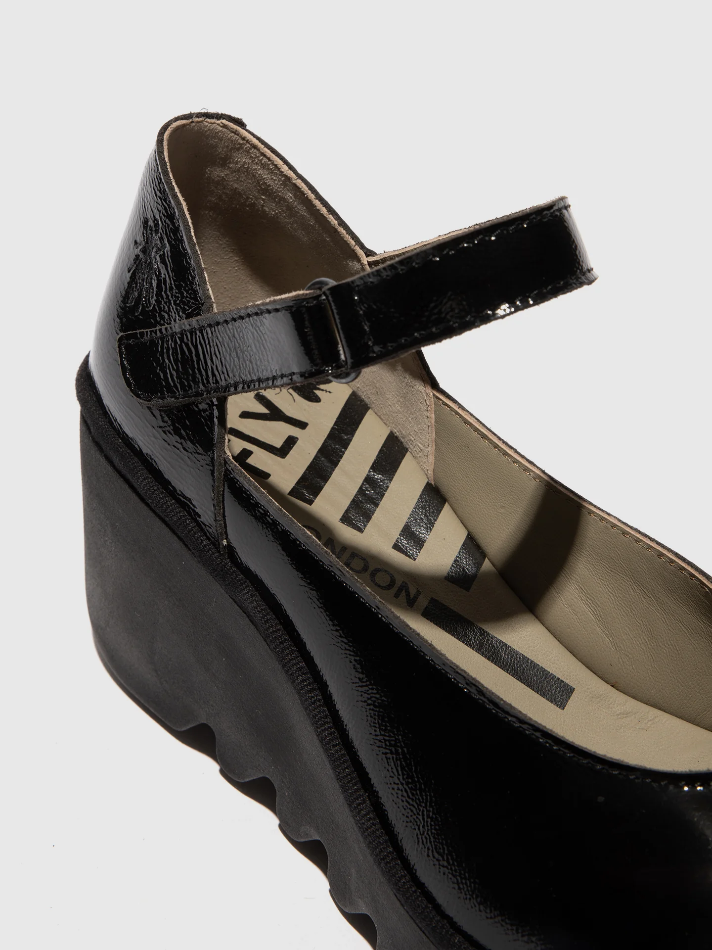 Buckle Shoes BAWO543FLY NAPPALAK BLACK - Image 4