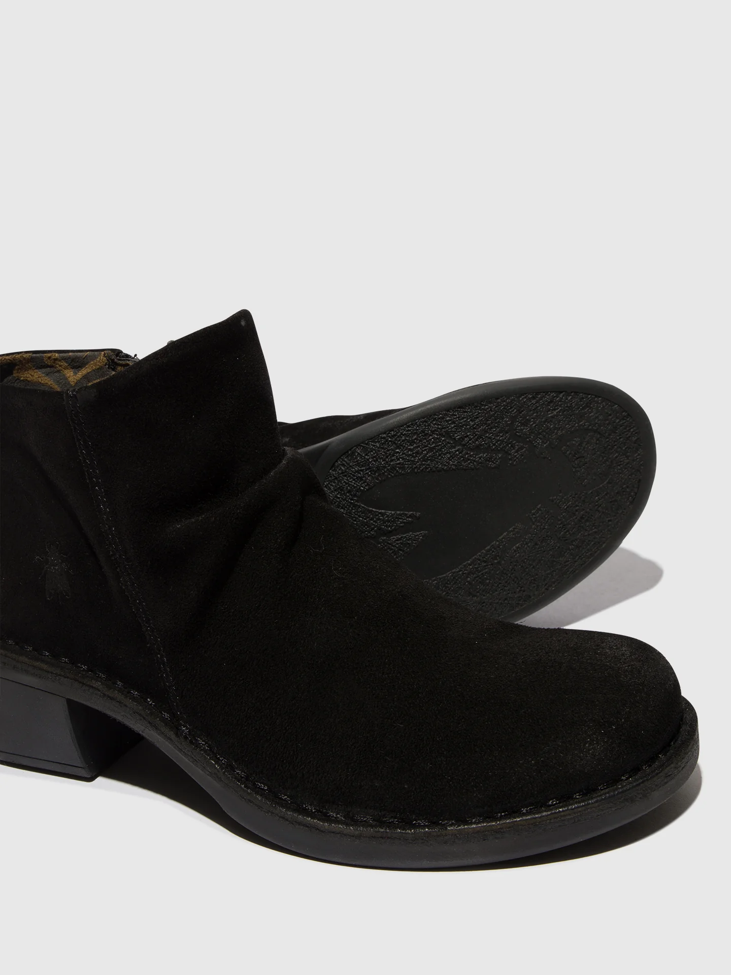 Zip Up Ankle Boots MERK093FLY OIL SUEDE BLACK - Image 4