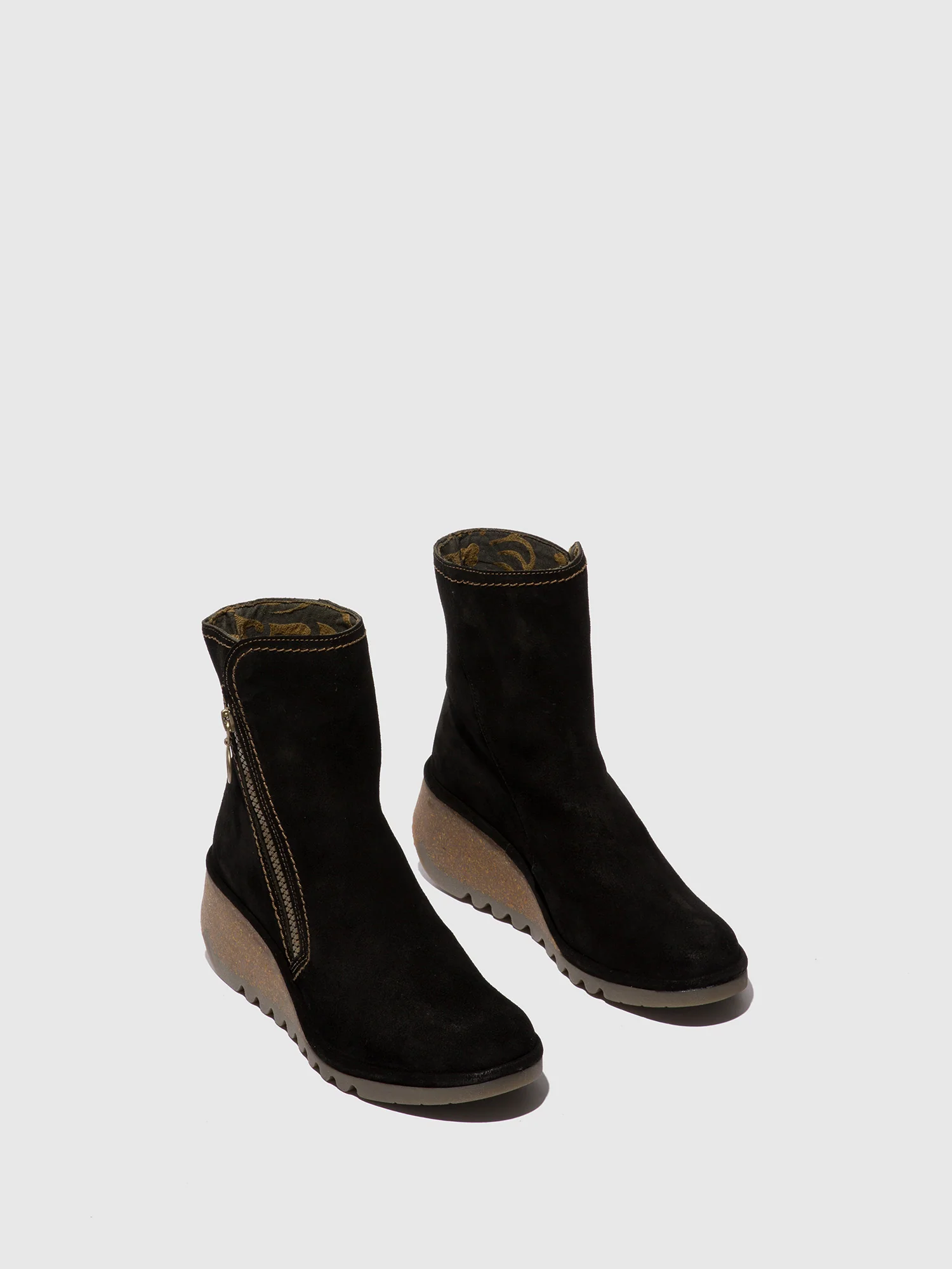 Zip Up Ankle Boots NELA407FLY OIL SUEDE BLACK - Image 2