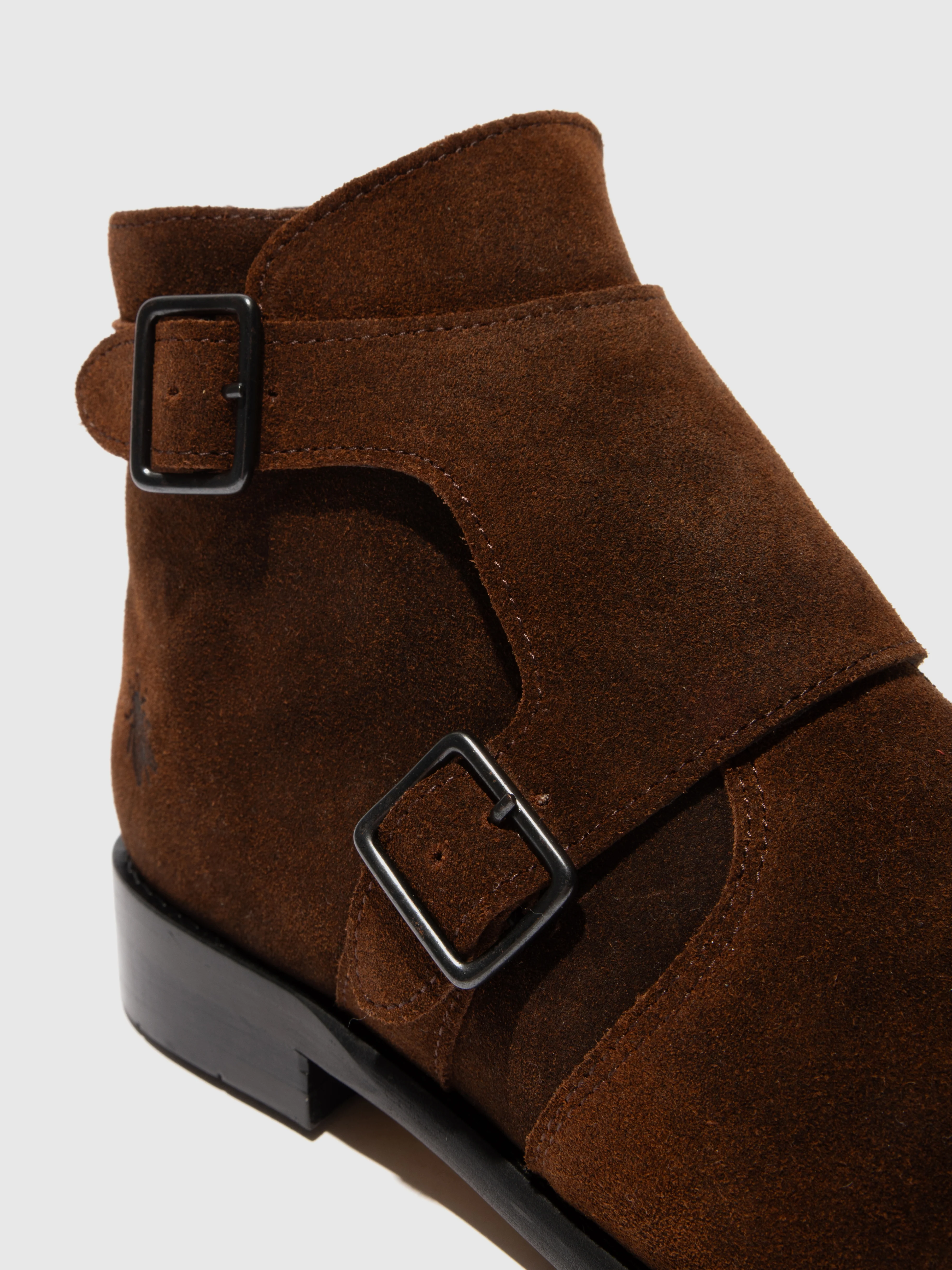 Buckle Ankle Boots WUOL142FLY OIL SUEDE CAMEL - Image 4