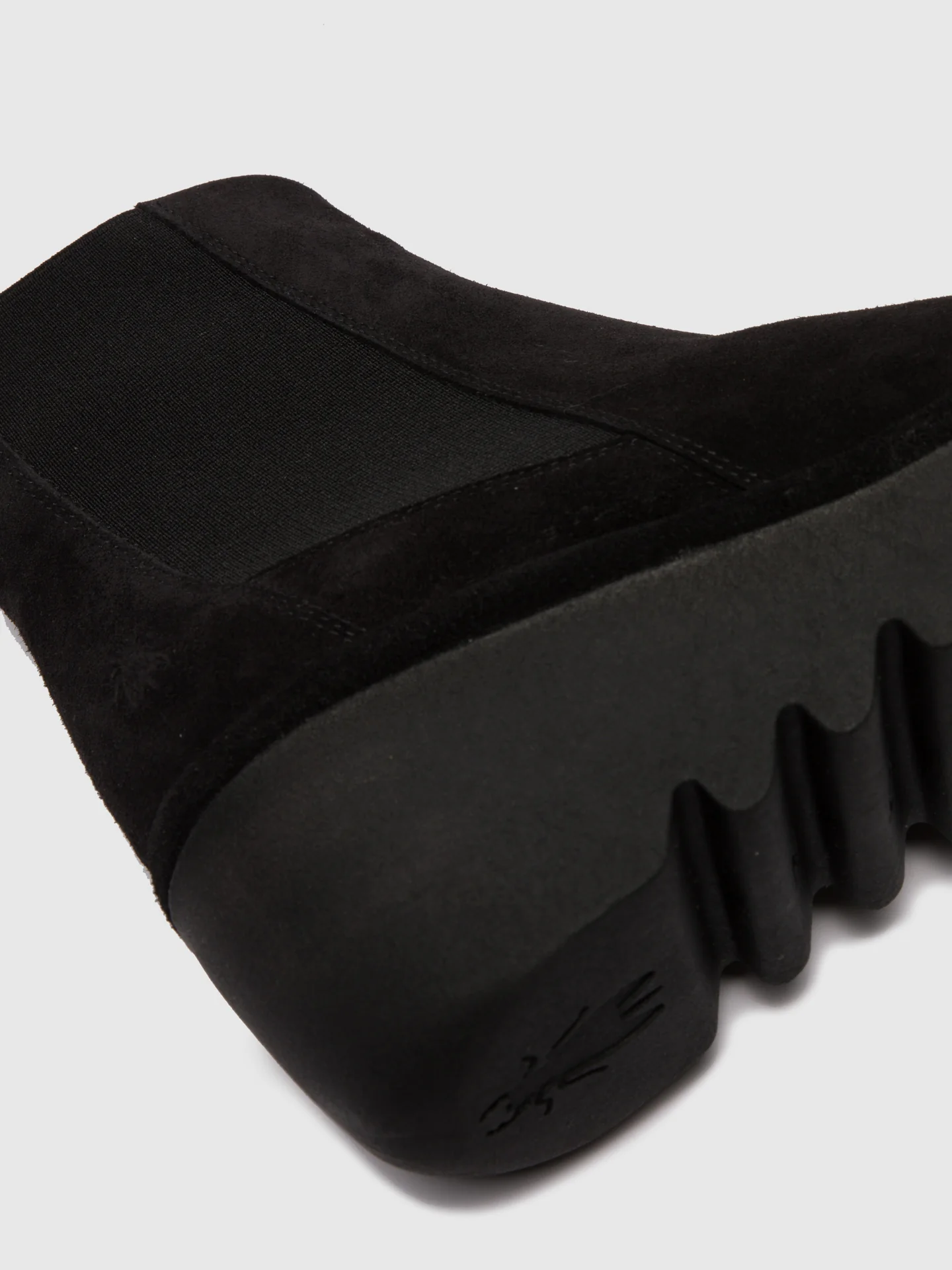 Chelsea Ankle Boots BAGU233FLY OILSUEDE BLACK - Image 4