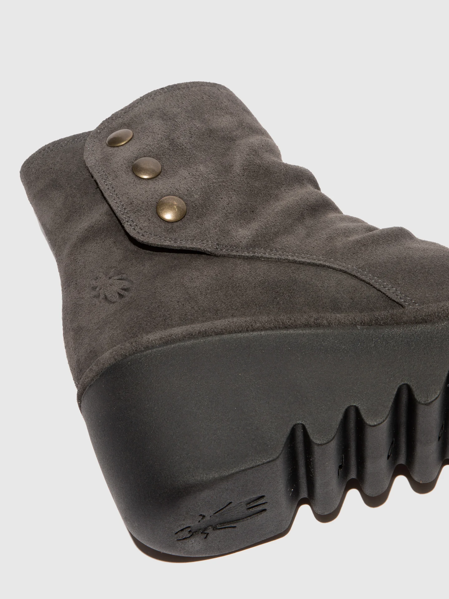Zip Up Ankle Boots BROM344FLY OILSUEDE DIESEL - Image 4