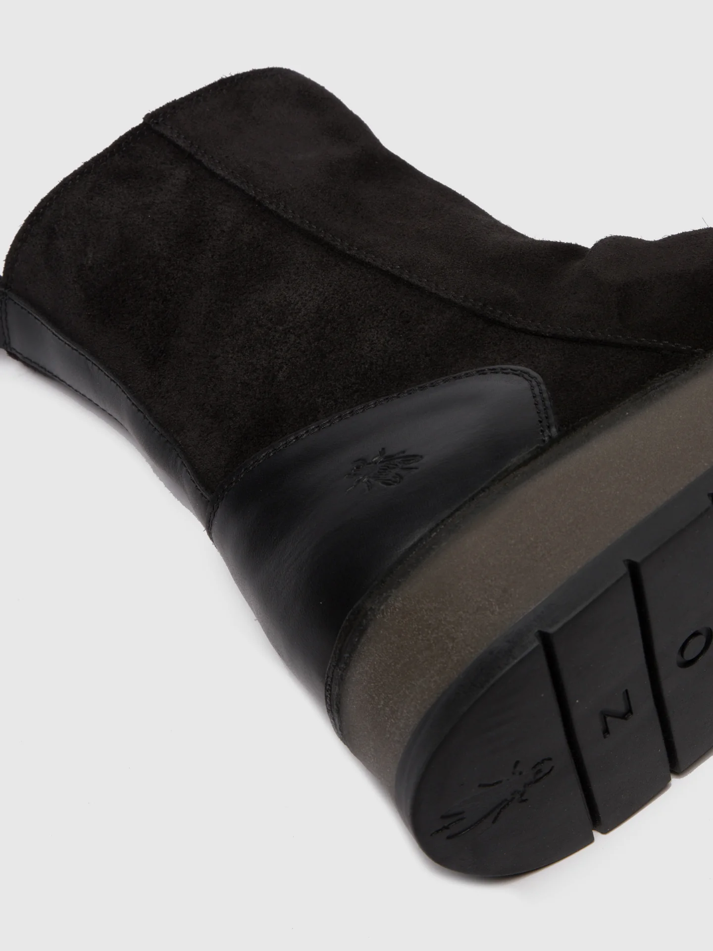 Zip Up Ankle Boots RENO053FLY OILSUEDE/RUG BLACK - Image 4