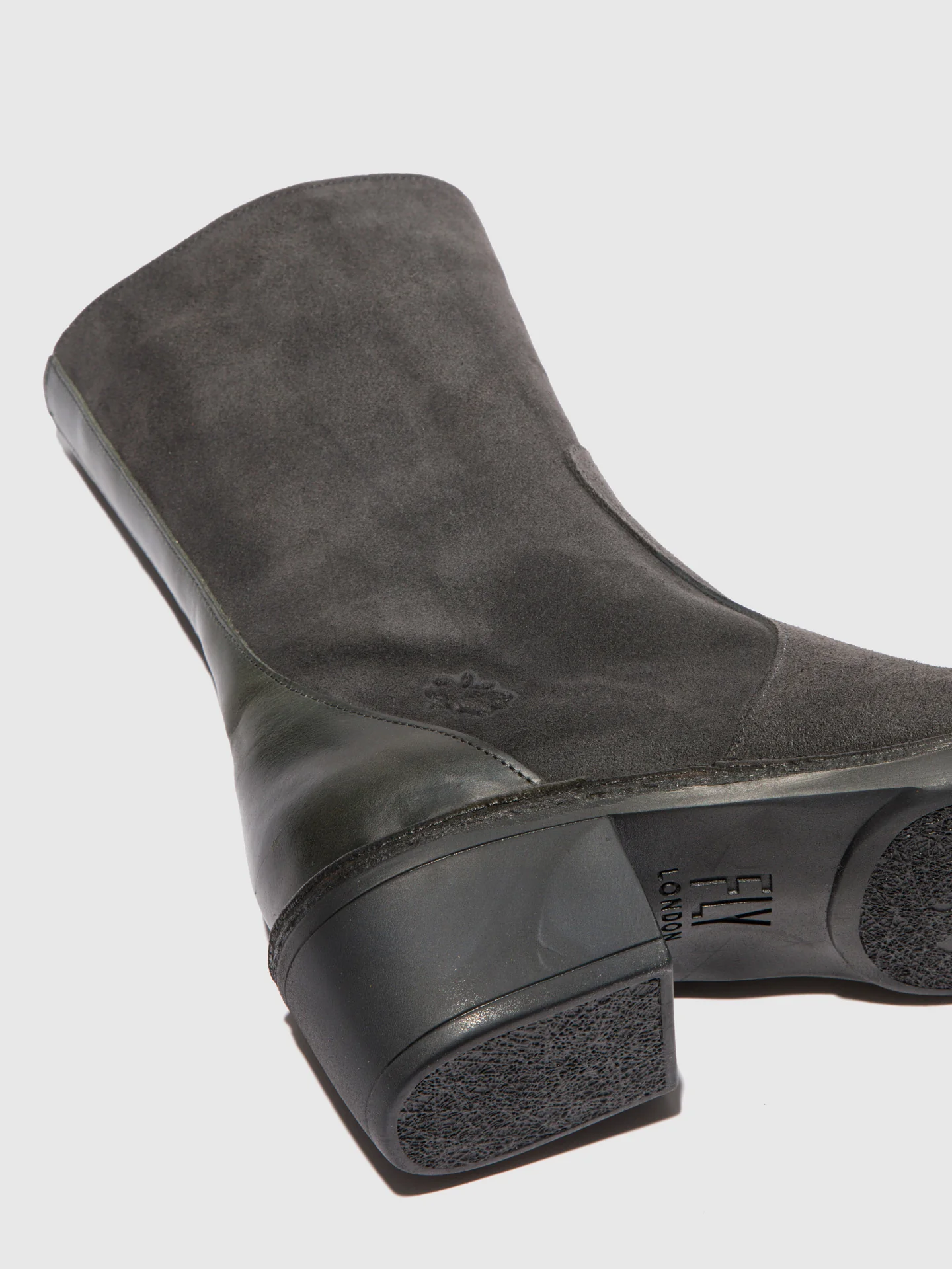 Zip Up Ankle Boots MANE073FLY OILSUEDE/RUG DIESEL - Image 4