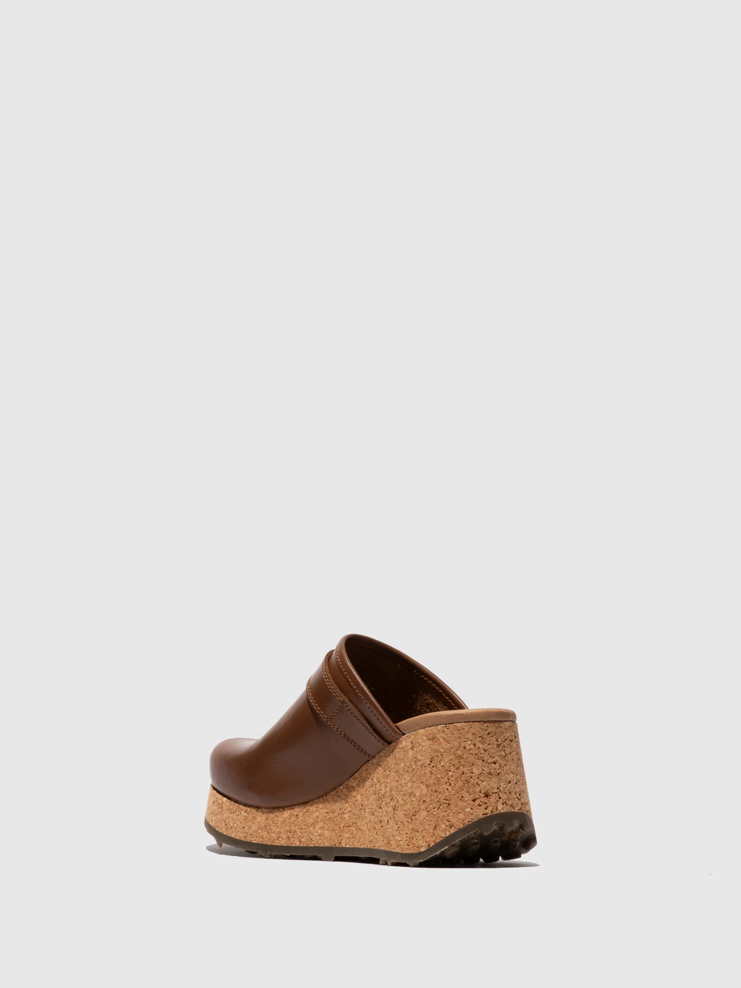 Round Toe Clogs DERT441FLY CAMEL - Image 3