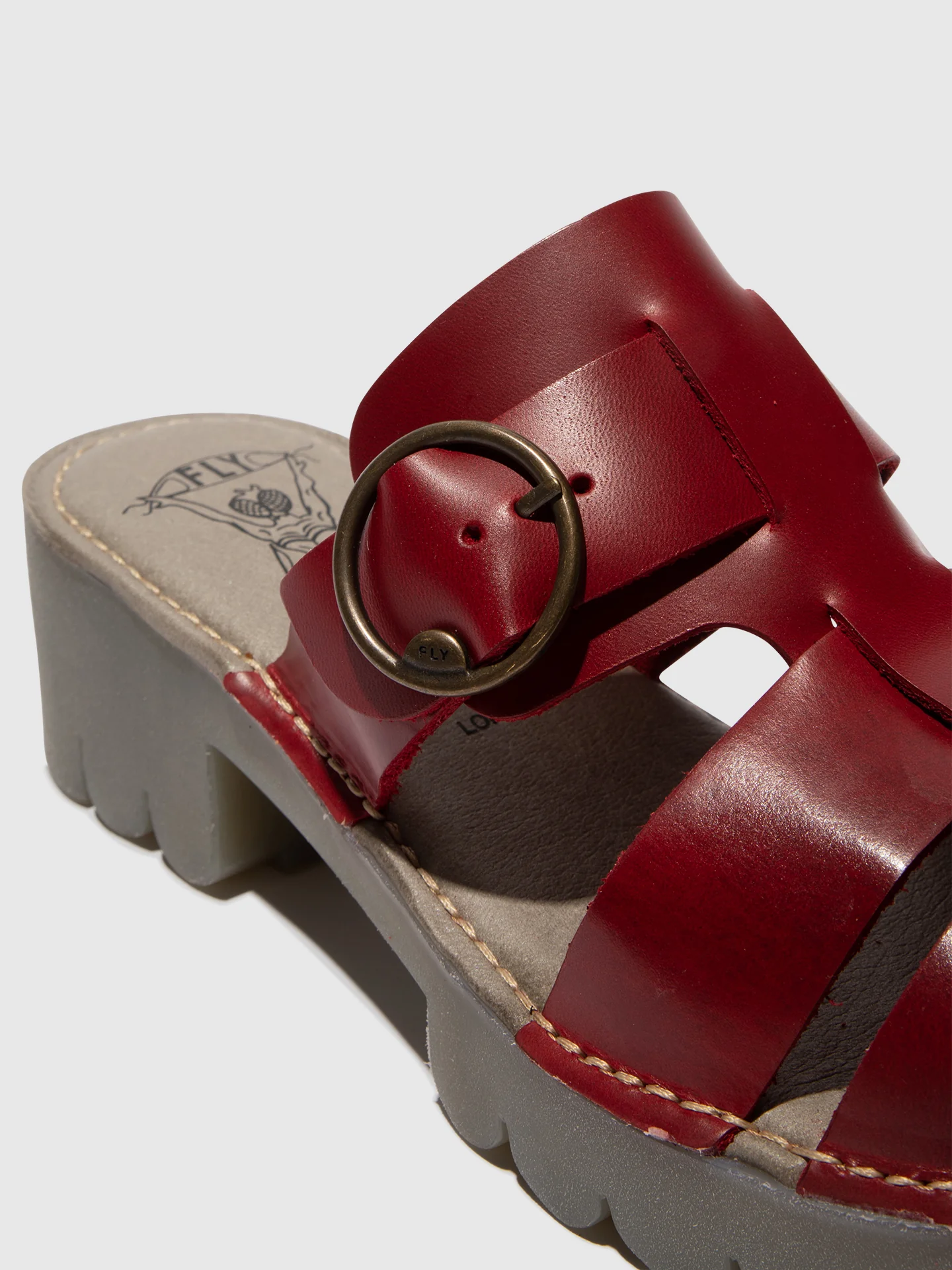 Buckle Mules ENVY521FLY RED - Image 4