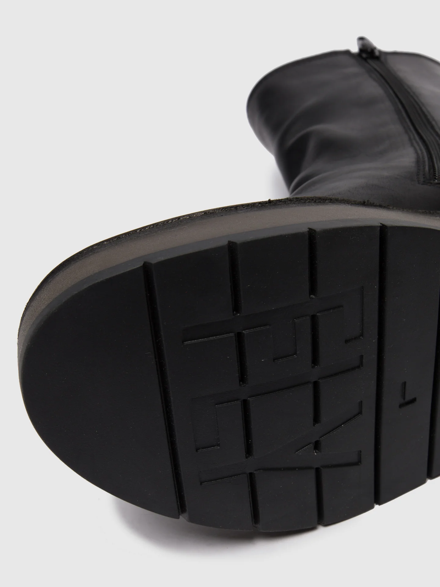 Zip Up Ankle Boots RENO053FLY RUG BLACK - Image 4