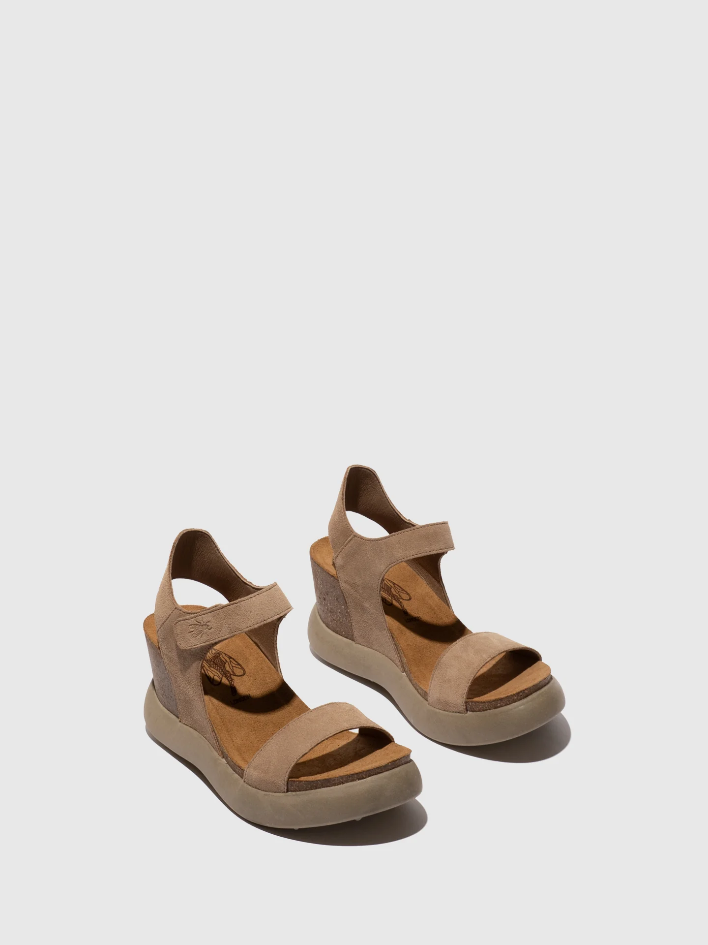 Velcro Sandals GOGO967FLY SUEDE TAUPE - Image 2
