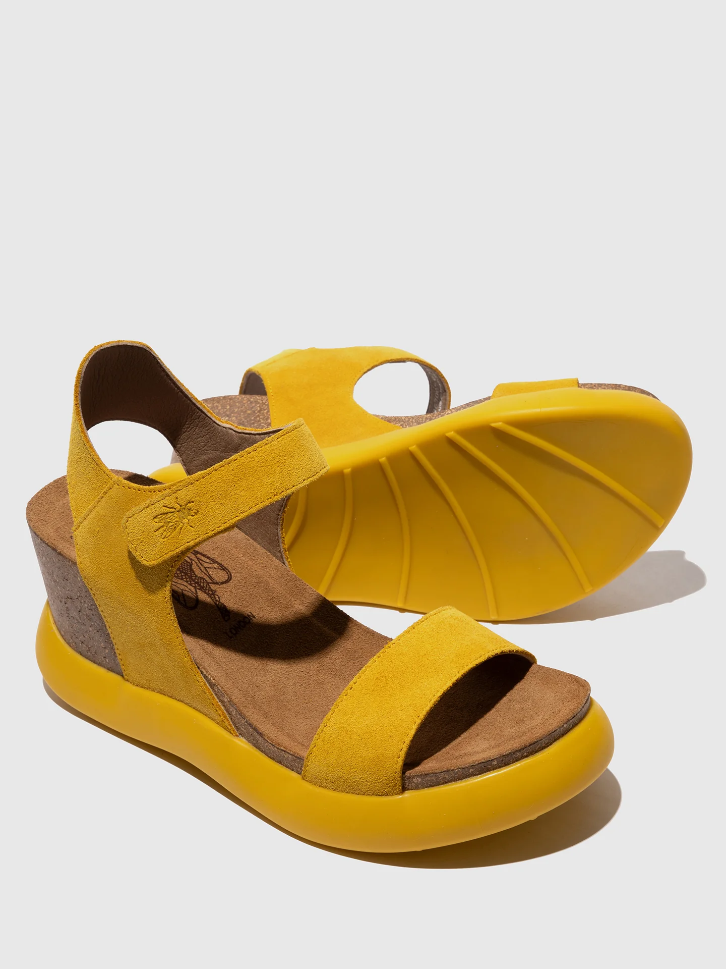 Velcro Sandals GOGO967FLY SUEDE YELLOW - Image 4
