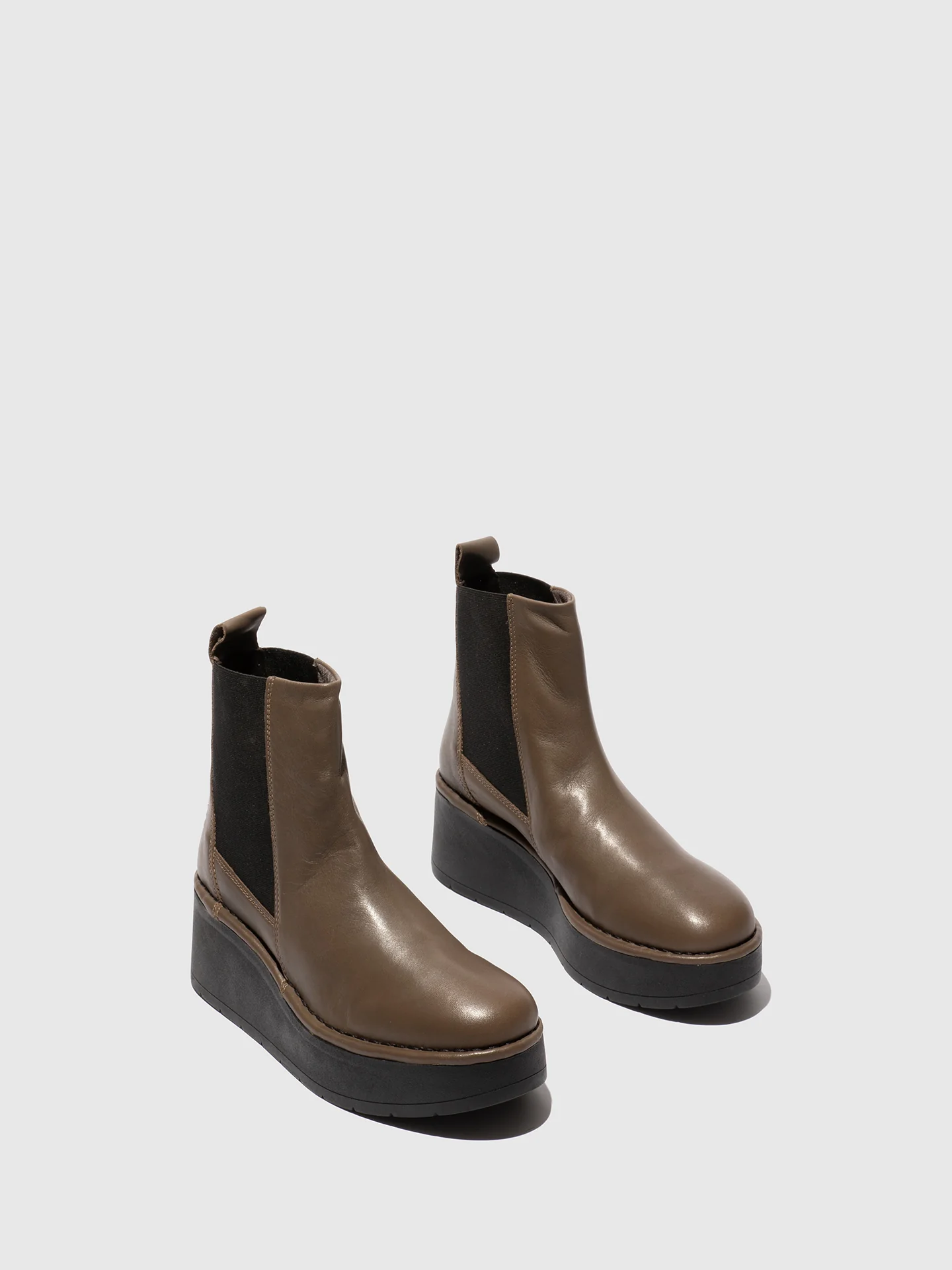 Chelsea Ankle Boots HAGU241FLY TAUPE - Image 2
