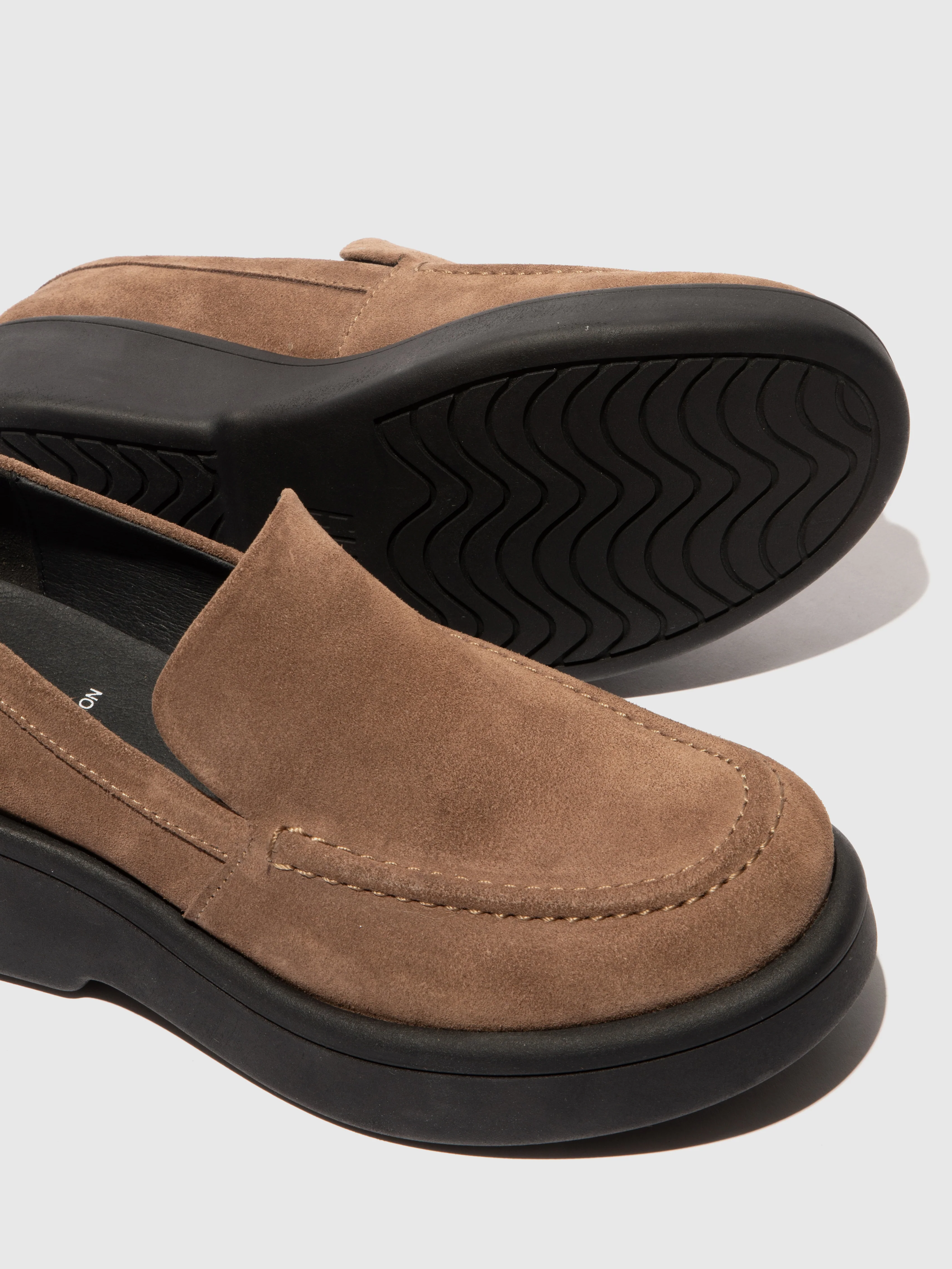 Slip-on Shoes MARU158FLY TAUPE - Image 4