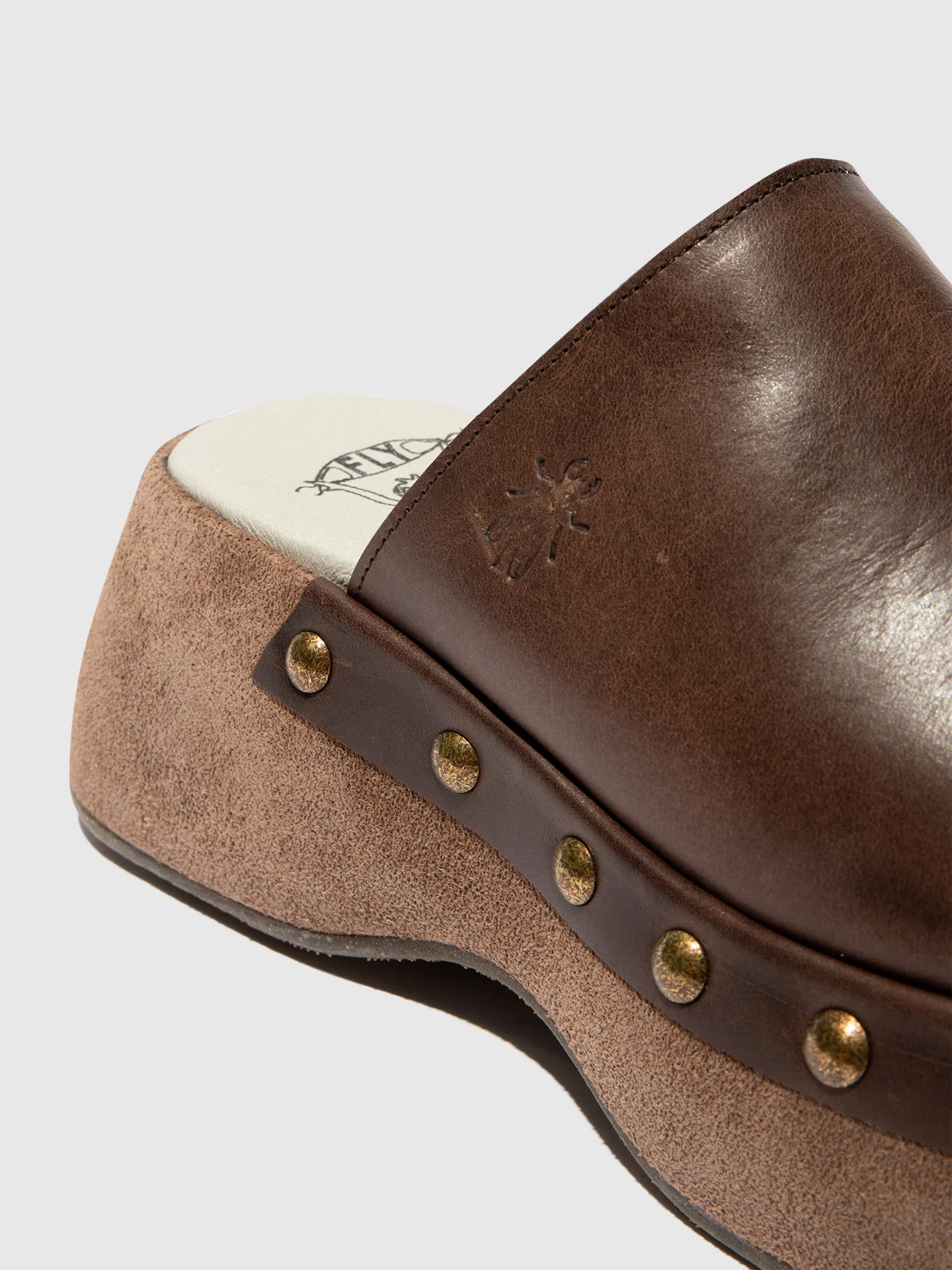 Round Toe Clogs BLEK079FLY TAUPE/TAUPE - Image 4