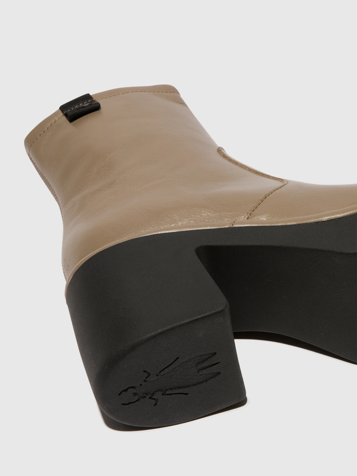 Zip Up Ankle Boots MOGE250FLY TAUPE - Image 4