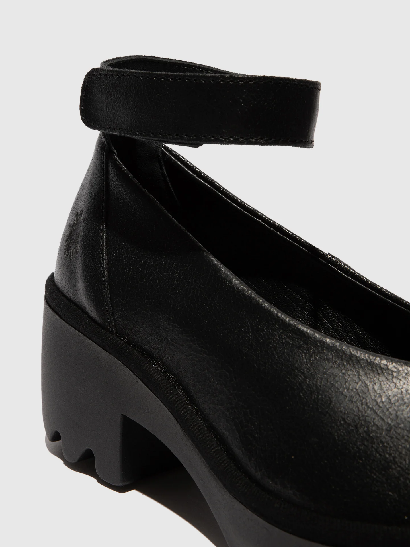 Closed Shoes TIRY497FLY VALLEY BLACK - Image 2