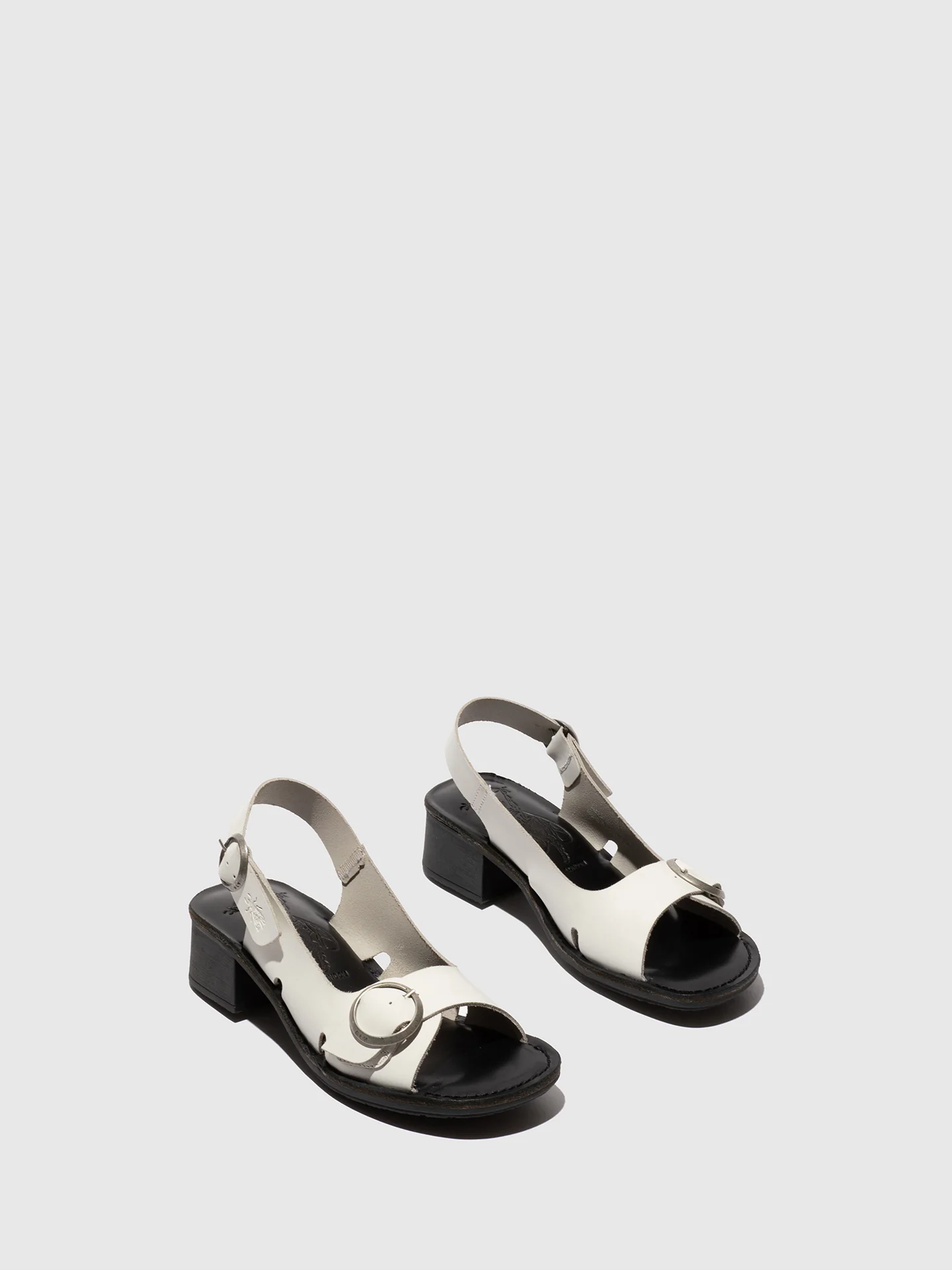 Buckle Sandals EDOV237FLY WHITE/BLACK - Image 2