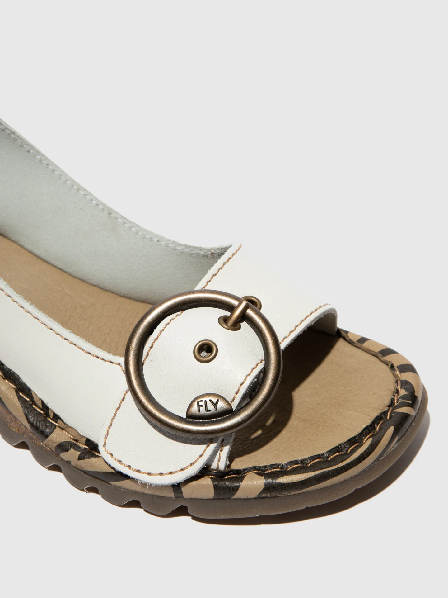 Buckle Sandals TRAM723FLY OFFWHITE - Image 4
