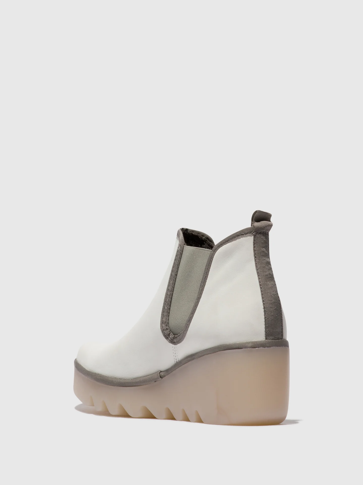 Chelsea Ankle Boots BYNE349FLY WHITE (MILKY SOLE) - Image 3